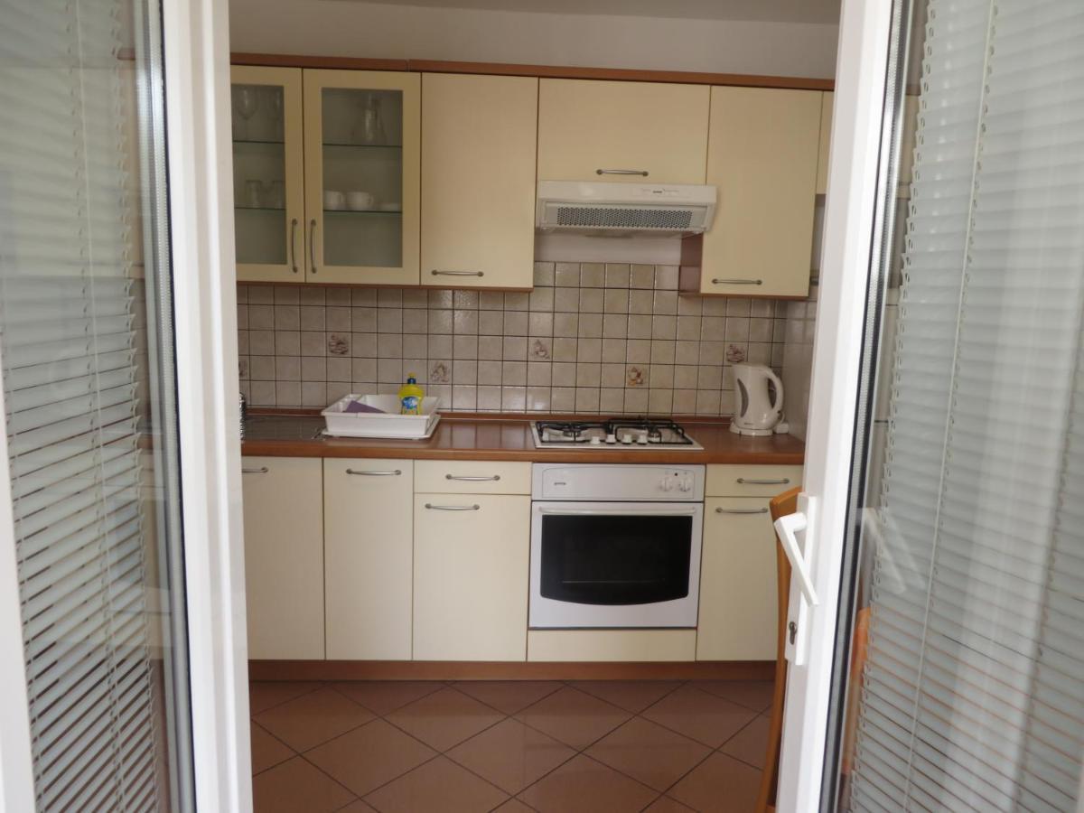 Gardenia Apartments Пакоштане Екстер'єр фото