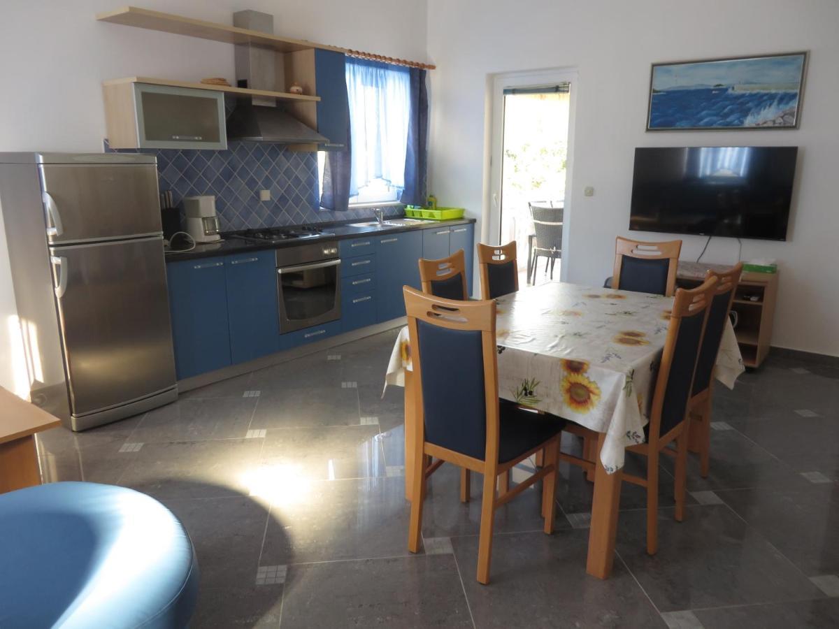 Gardenia Apartments Пакоштане Екстер'єр фото