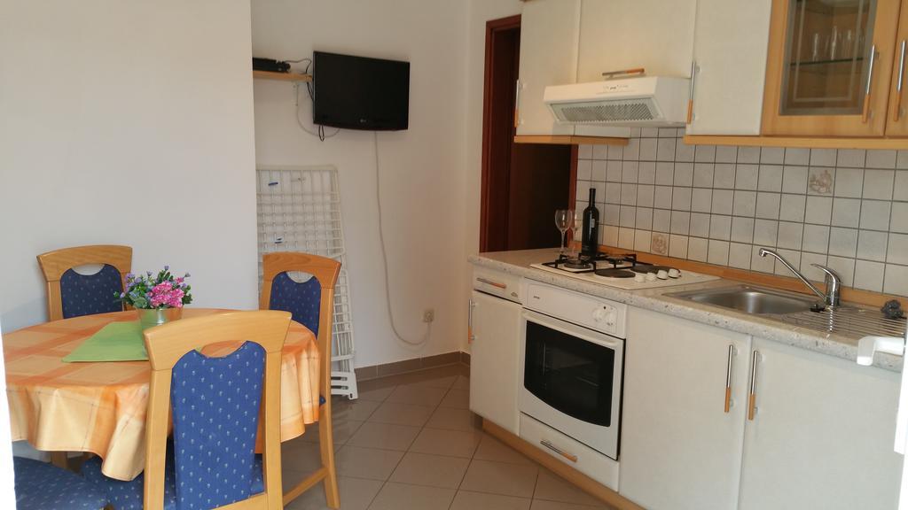 Gardenia Apartments Пакоштане Екстер'єр фото